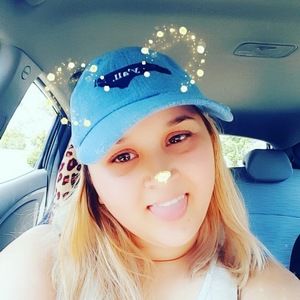 Meet your Posher, Kaylie